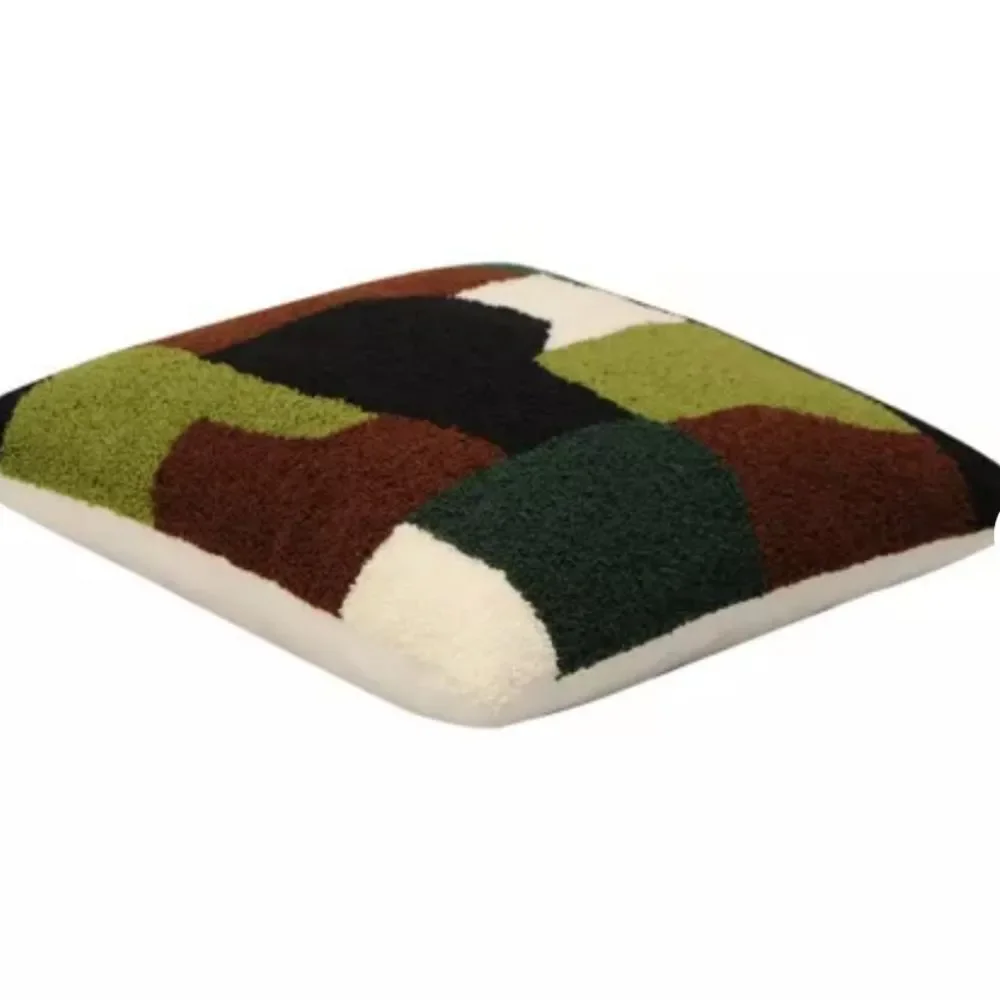 🆕️💠Square Geo Pillow from Bullseye's Playground